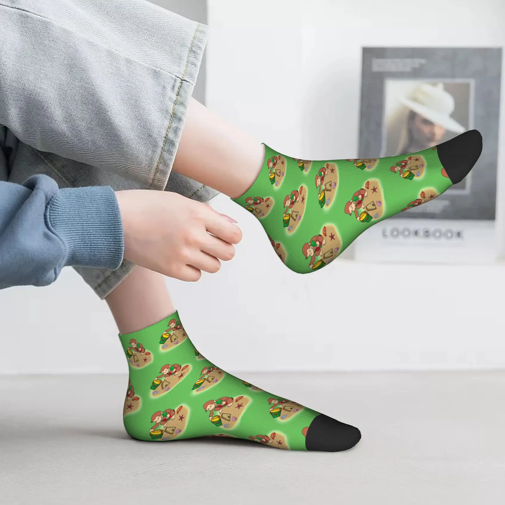 All Seasons Curious George Summer Socks Harajuku Sweat Absorbing Sport Middle Tube Socks Soft Hip Hop Stockings for Men Women