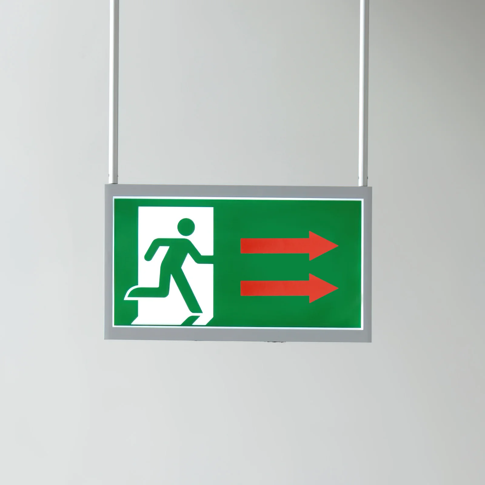 100 قطعة من ملصقات السهم، شارات اتجاهية لاصقة حمراء لطائرات علامات السلامة على الحائط الأرضية #2