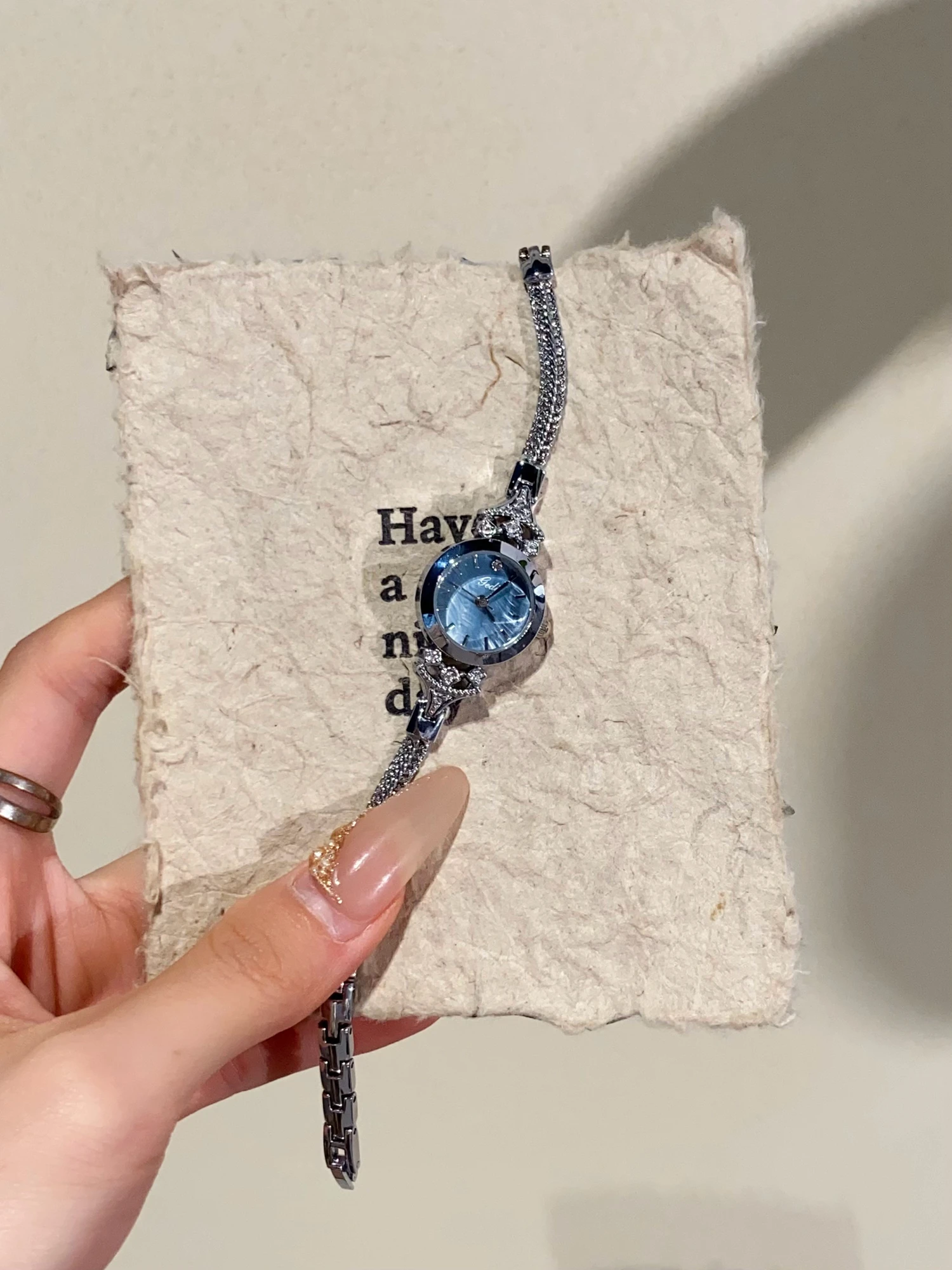 

High-End Selected Watches: Women'S Watches, Light Luxury, Exquisite And Petite Bracelet Style, Sophisticated 2026 New Arrival