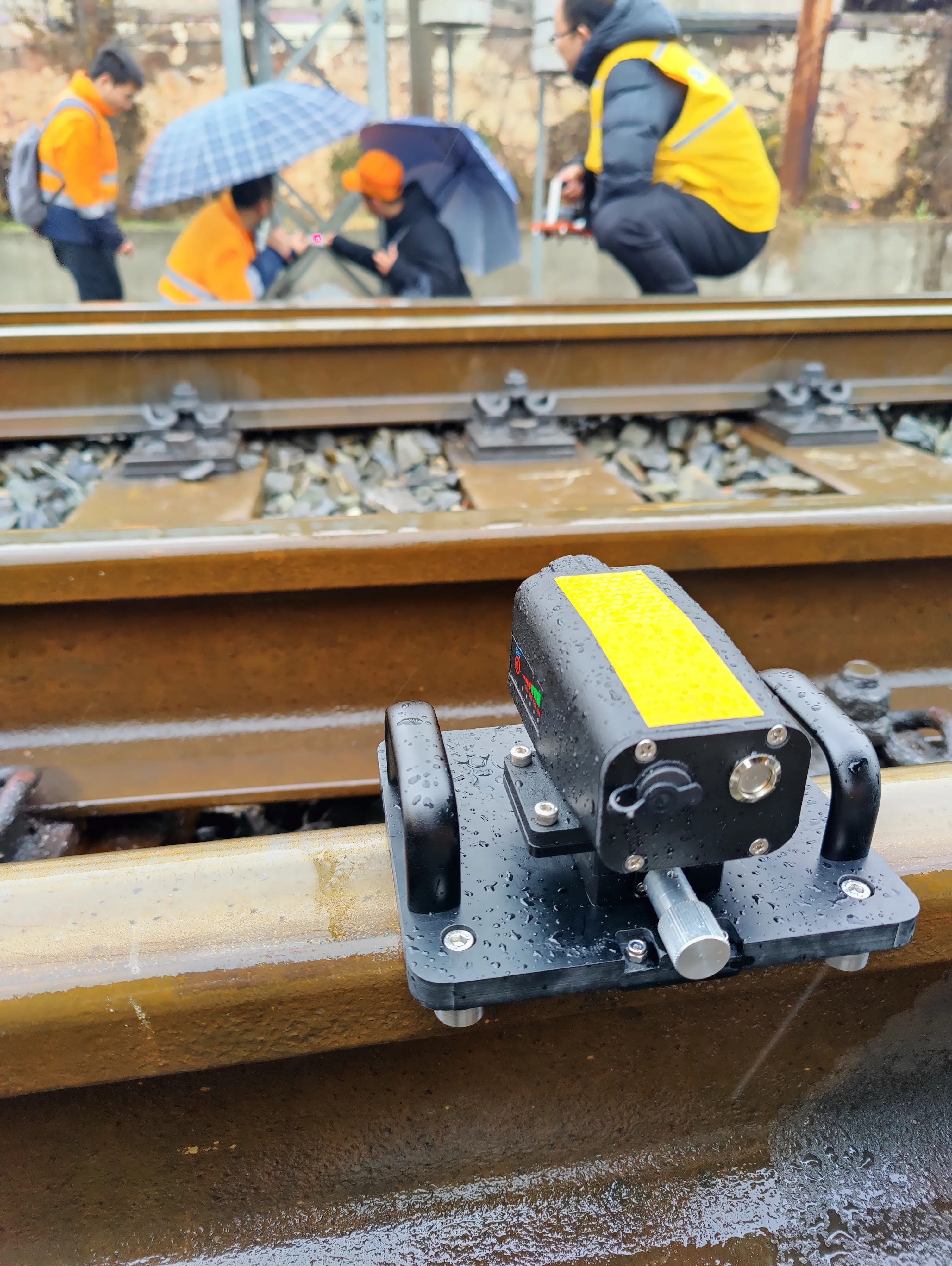 Railway Track Laser Displacement Measuring Equipment for Rail Creeping Measuring