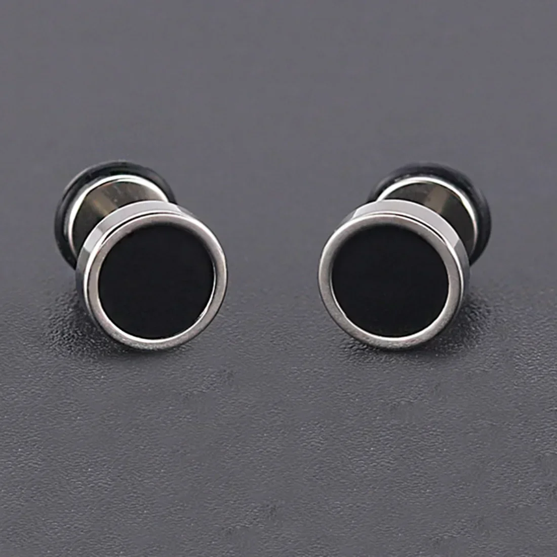 Punk Fashion Stainless Steel Stud Earrings for Men Personality Round Black Oil Drip Titanium Steel Men's Earings Hip Hop Jewelry