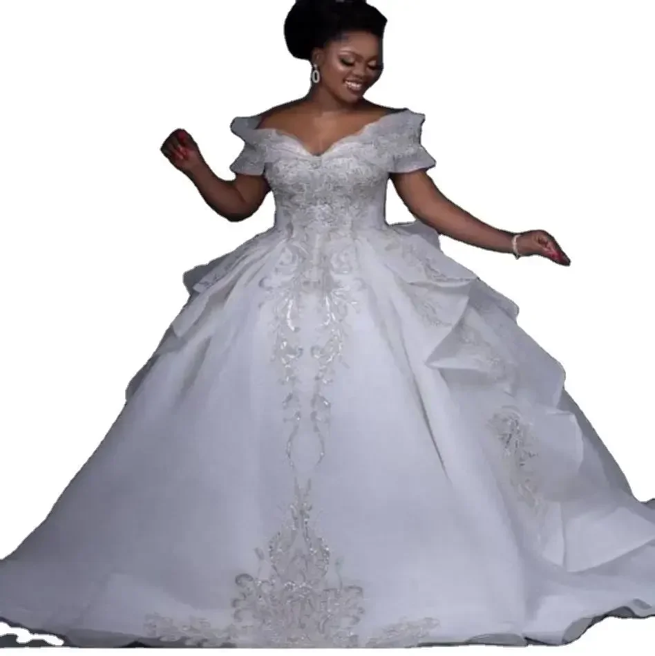Abito da sposa africano principessa personalizzato Robes De Mariee Shinny Appliques Perline con spalle scoperte Abiti da sposa gonfi