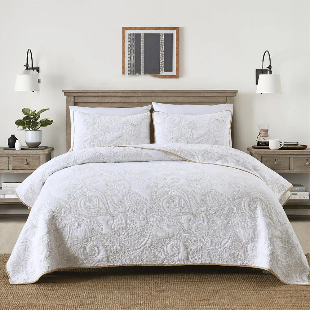 

American Style Solid Color Paisley Embroidered All-Season Quilt Set, 3-Piece Reversible Bedspread with Dimensional Stitching