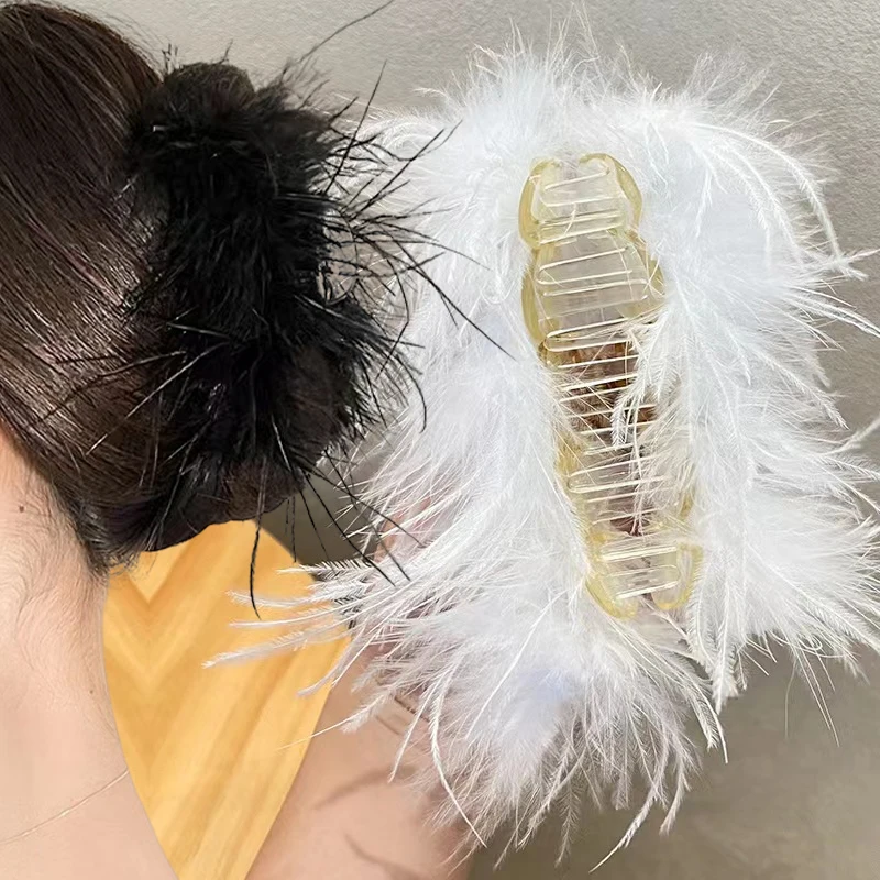 Christmas Feather Grab Large Size Shark Clip Premium Light Luxury Black White Hair Claw Women\'s Hairpin Headpiece New Headwear