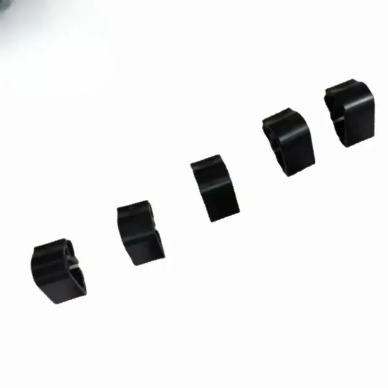 Beliebte 5PCS Wischerarm Sprays Rohr Schnalle für Peugeot 3008/P845008/P87 für Citroen C5 1617040080 Hohe Qualität