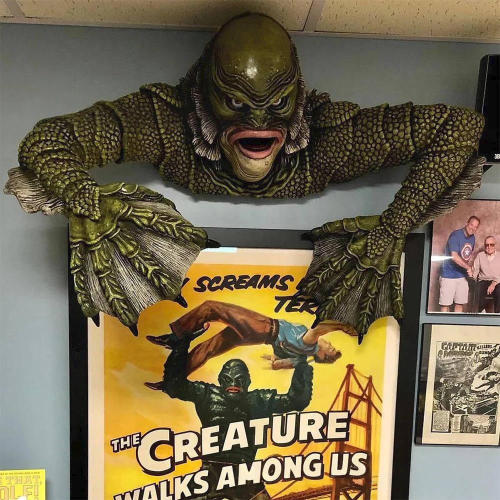 Gill Man‌ Wall Decoration Terrifying Monster Cosplay Props Bedroom Home Decor Halloween Party Hanging Ornaments