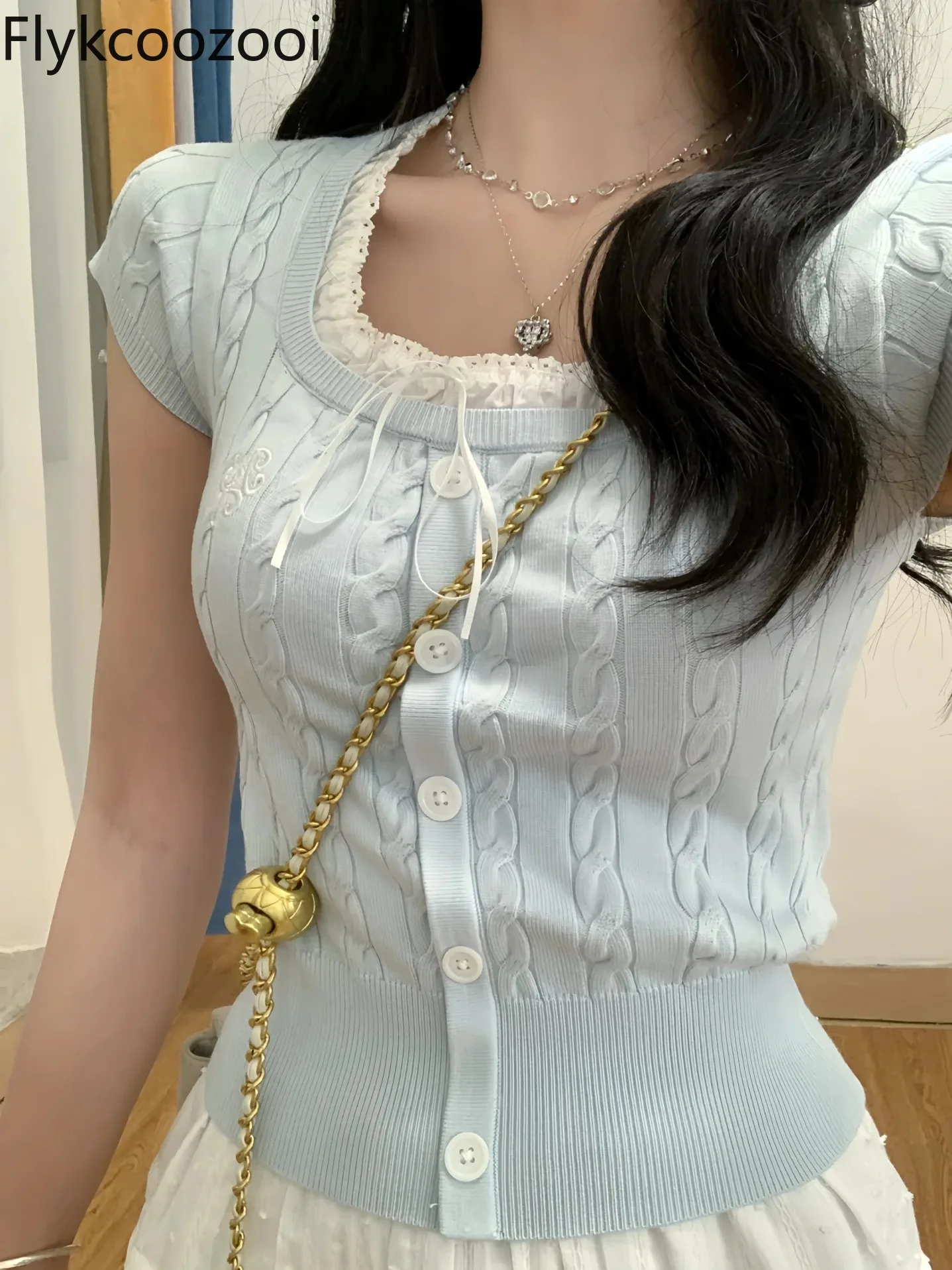 

Light Blue Fake Two Twist Flower Slim Short Sleeve Lace Neckline Knit Top Blusa De Frio Feminina Slim Fit Knitted Cardigan