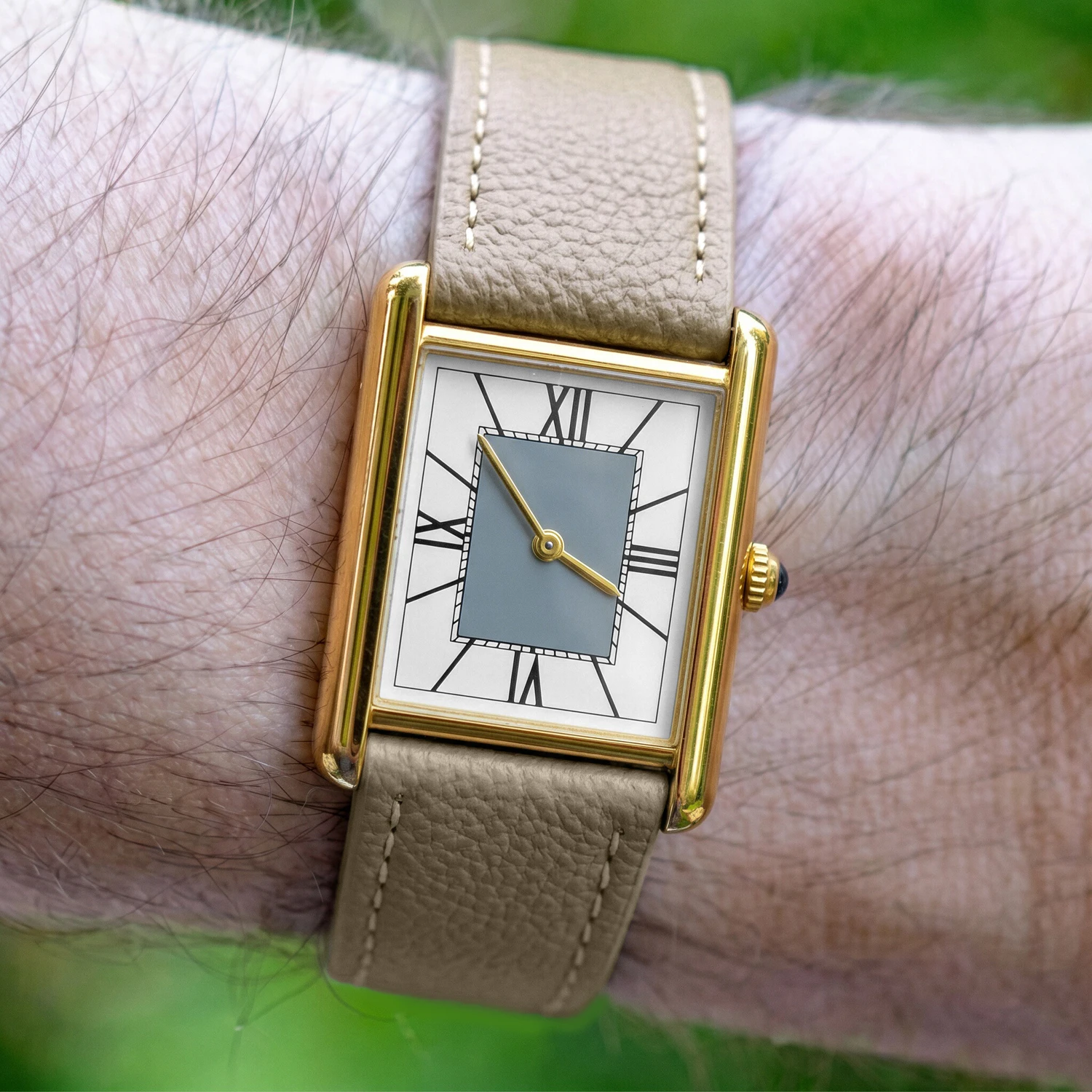 CILOA Luxury Minimalist Square Watch, Gold Case Grey Dial Green Strap, Versatile for Business & Casual Men's Watch