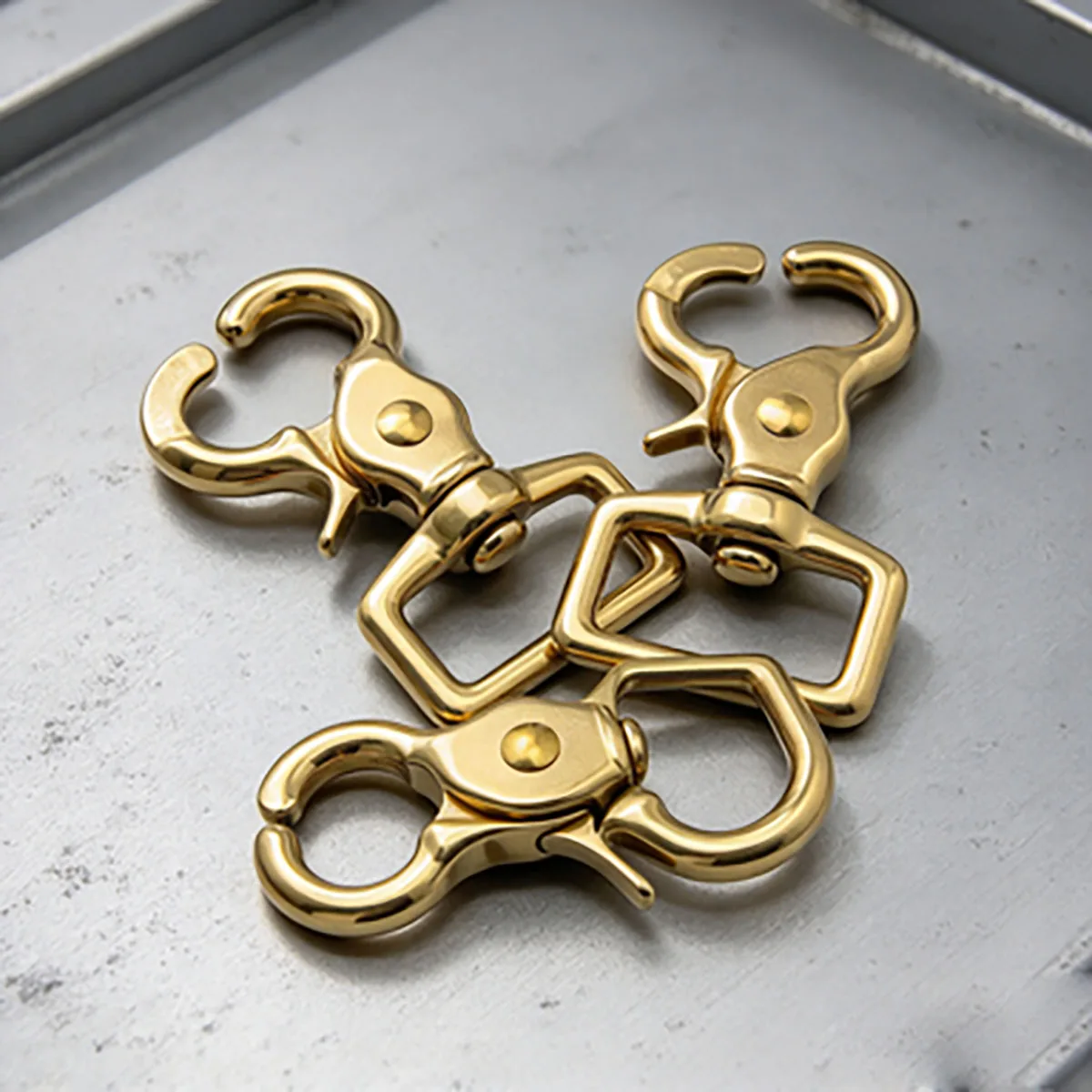 4 Pieces Brass Trigger Snap Hook Carabiner Lobster Clips, Hardware Accessories for Leathercraft, Handbag, Pet Leash & Webbing