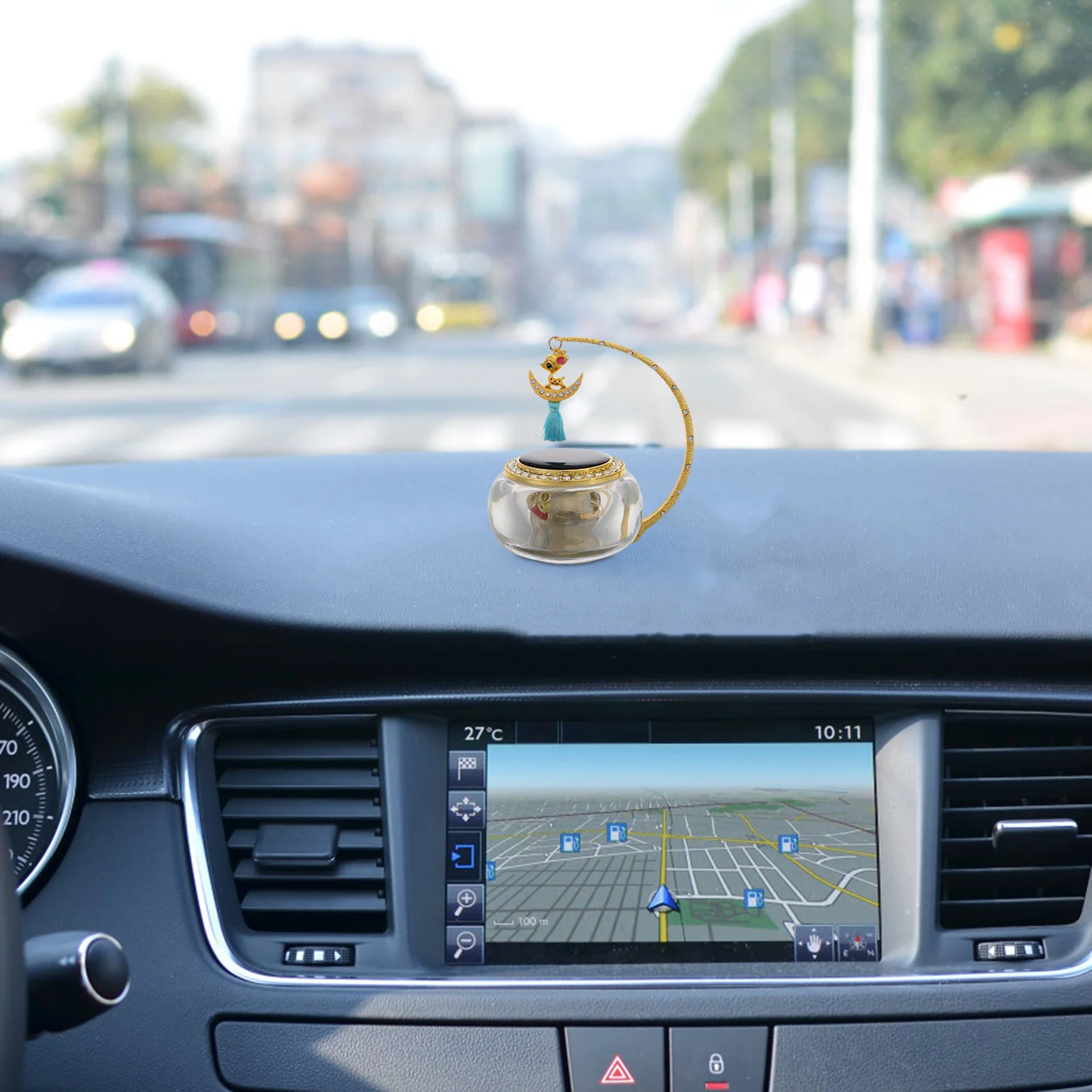 

Car Aromatherapy Solar Rotating Diffuser Dashboard Ornament Fragrance Holder Automatic Car Air Freshener Freshener