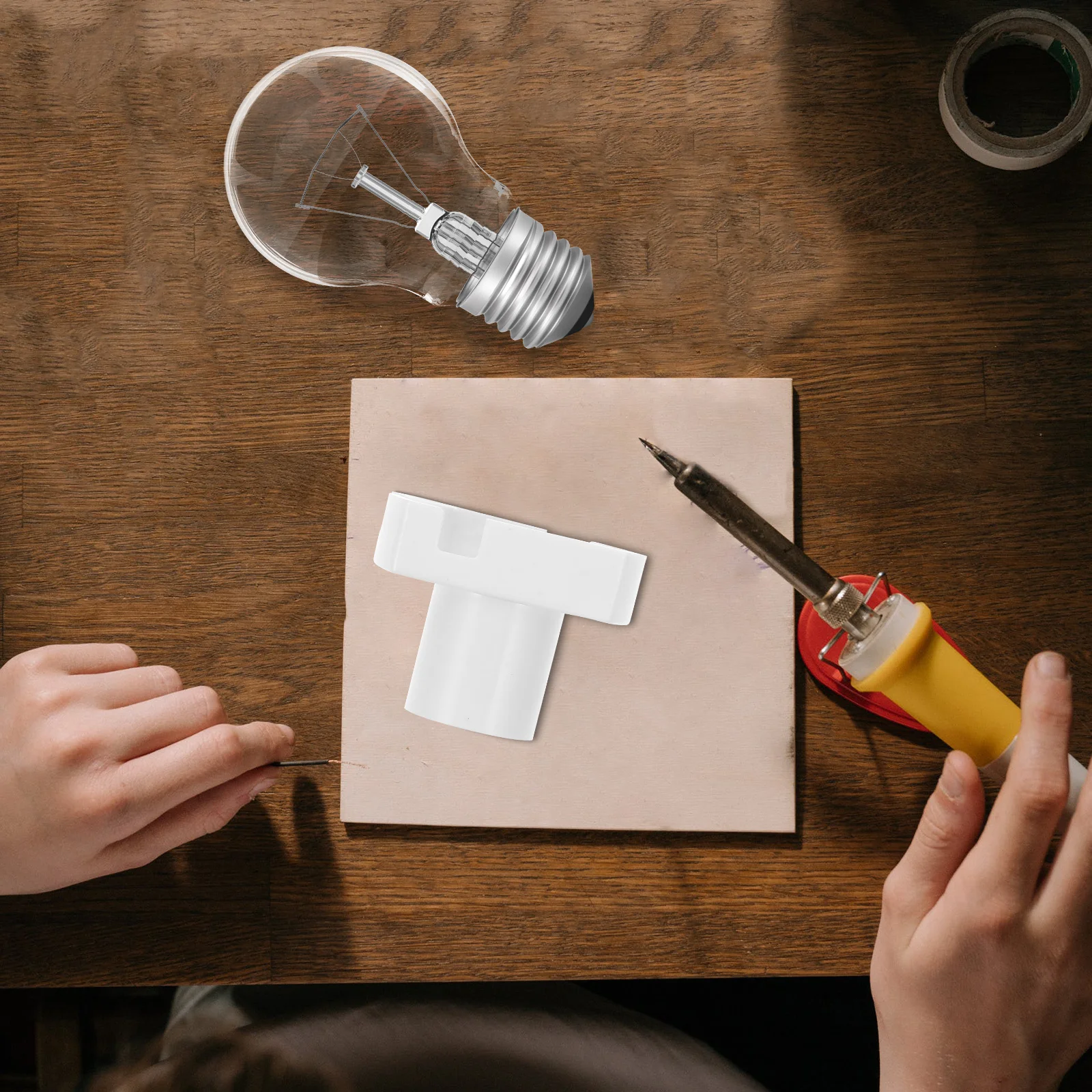 

E12 Light Socket Base Lamp Bulb Holder for Home Decor Lighting Simple Design Portable Installation E12 Lamp Holder Light Socket