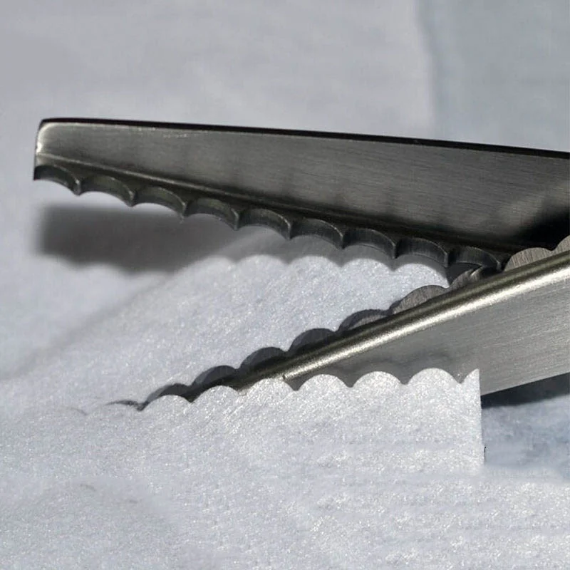 Fabric Dressmaking Scalloped Edge Pinking Shears Scissors Clipper
