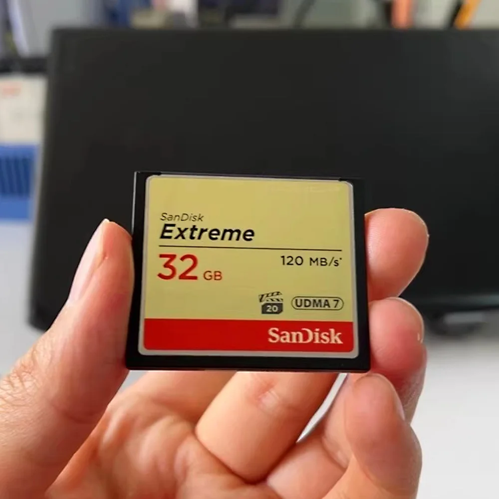 

Карта памяти SanDisk Extreme CompactFlash 32 ГБ 64 ГБ 128 ГБ Скорость чтения до 120 МБ/с Скорость записи до 85 МБ/с для зеркальных/HD камер