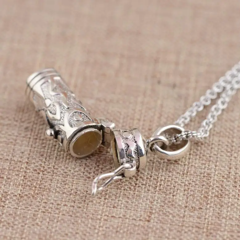 Silver-plated Vintage-style Gau Box for MenHollow Openable Pendant for Holding Baby Hair or Other Keepsakes, Distressed Finish