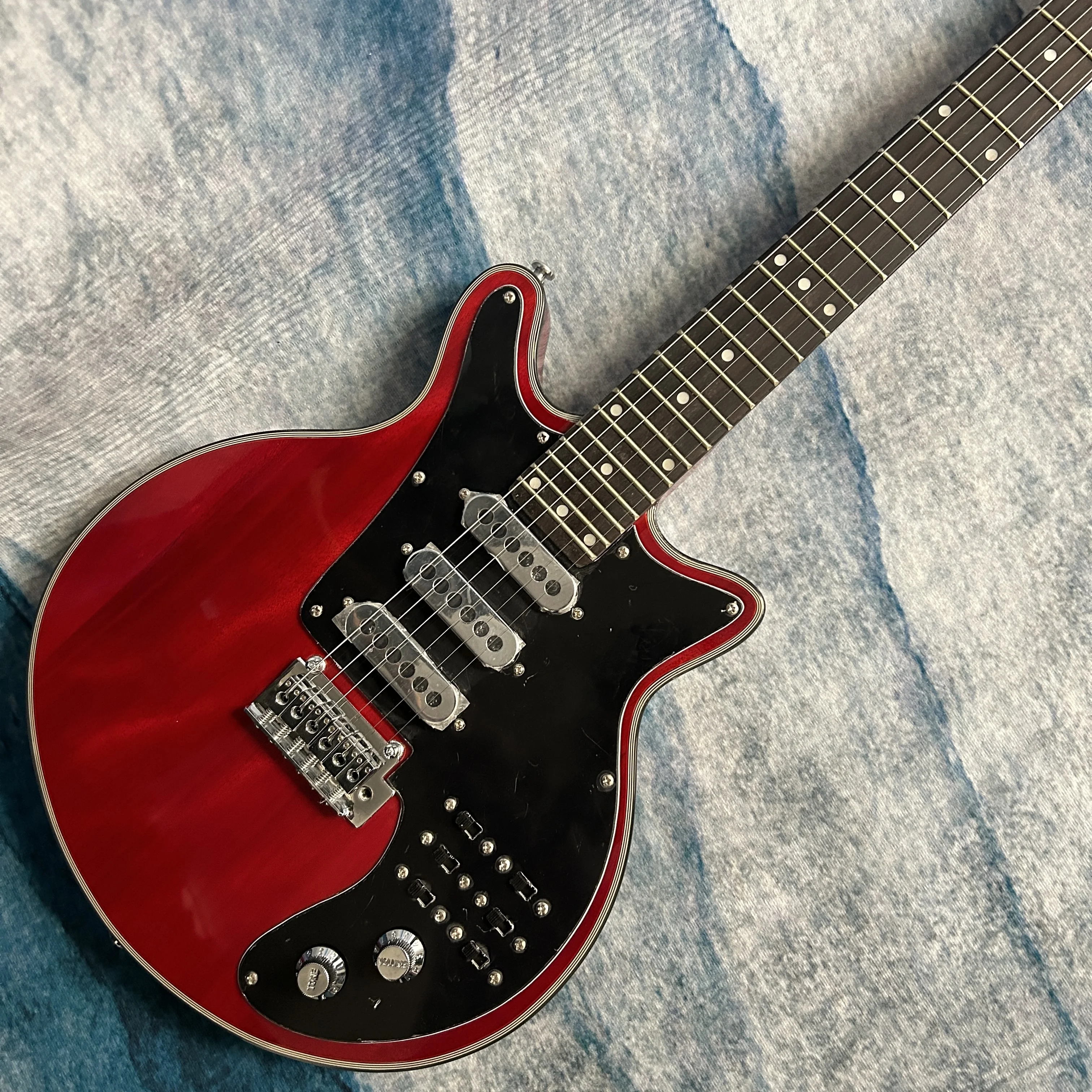 Brian May Electric Guitar, Mahogany Body, Rosewood Fingerboard, Red Color, 3 Burns Pickups, High Quality