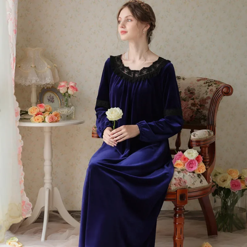 

Women Autumn Winter Warm Pleuche Velour Robe Retro Royal Nightwear Romantic Nightgowns Sleepwear Vintage Velvet Long Night Dress