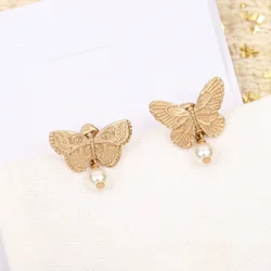 Europe Fashion Designer Brand Pearl Asymmetrical Earrings Butterfly Brooch Women Accessory Trend 2024