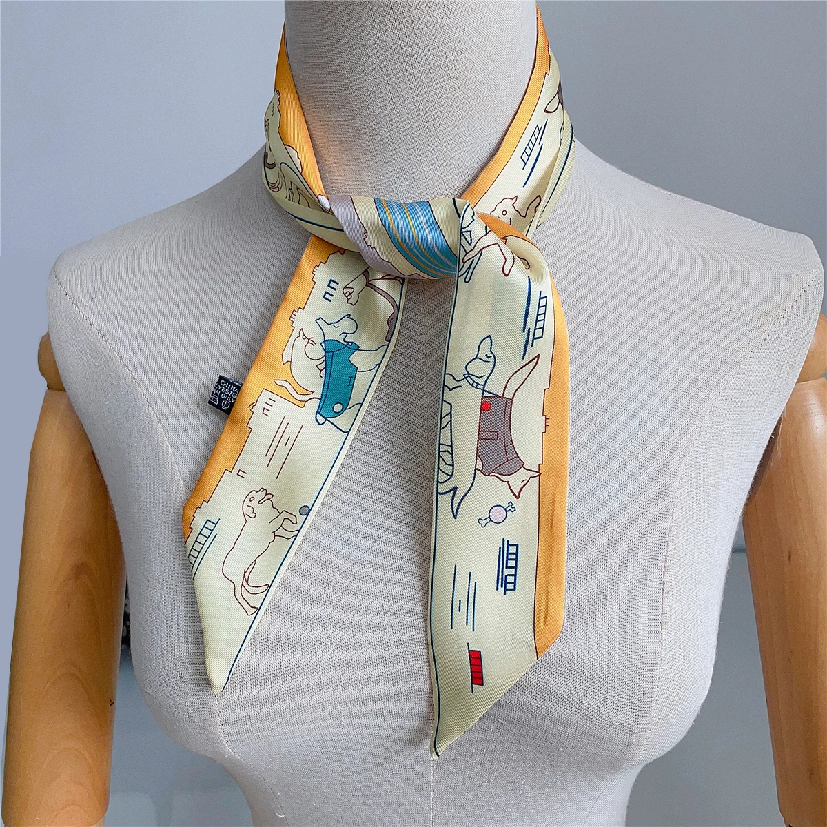 Brand Design Pet Dog Twill Silk Scarf Luxury Scarf Women Foulard Skinny Bag Scarves Fashion Neckerchief Headband For Girls