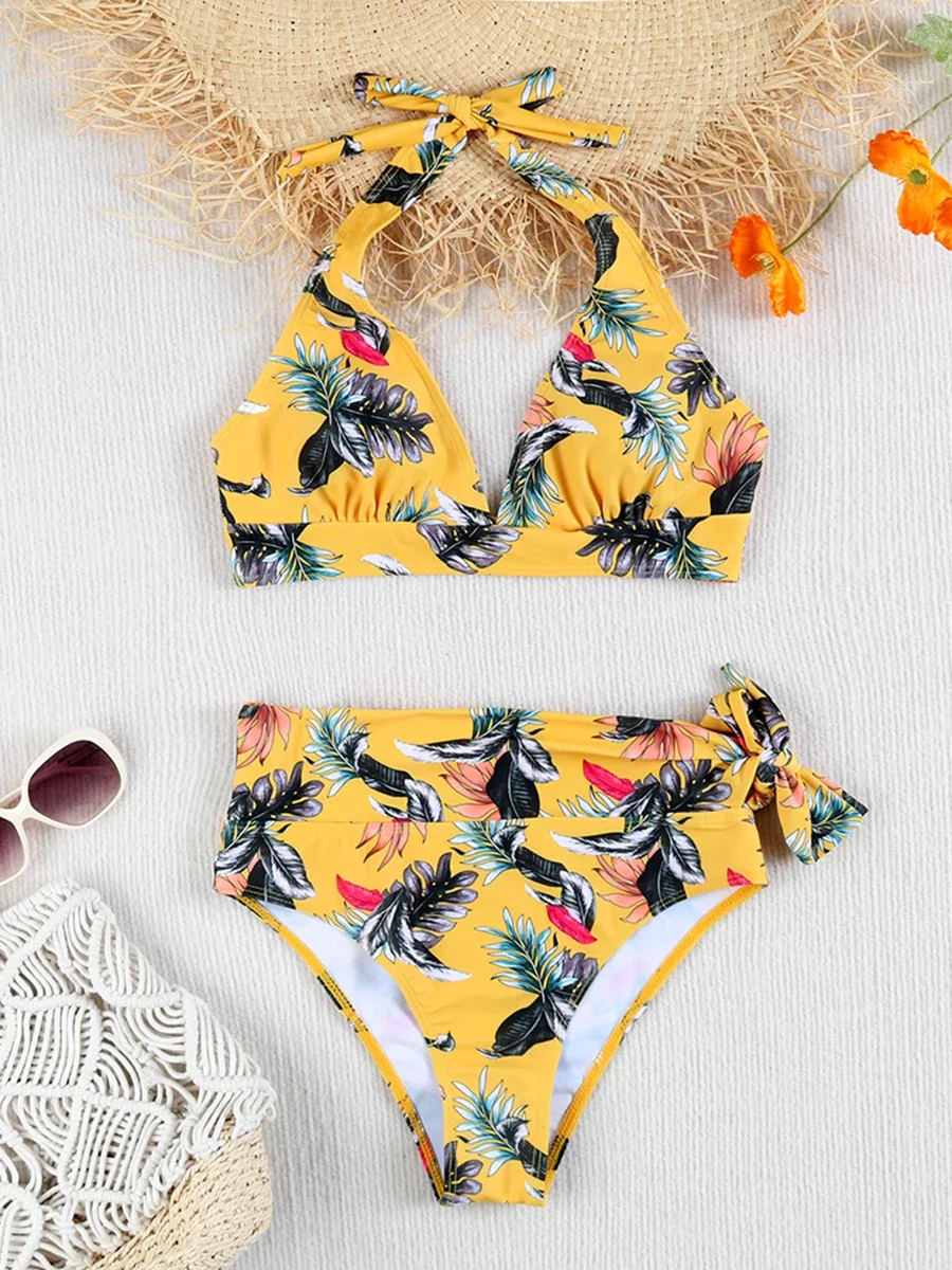 2025 Bikini stampato Halter Costume da bagno sexy Donna Costumi da bagno a vita alta Bagnanti femminili Costume da bagno Costume da bagno Beachwear
