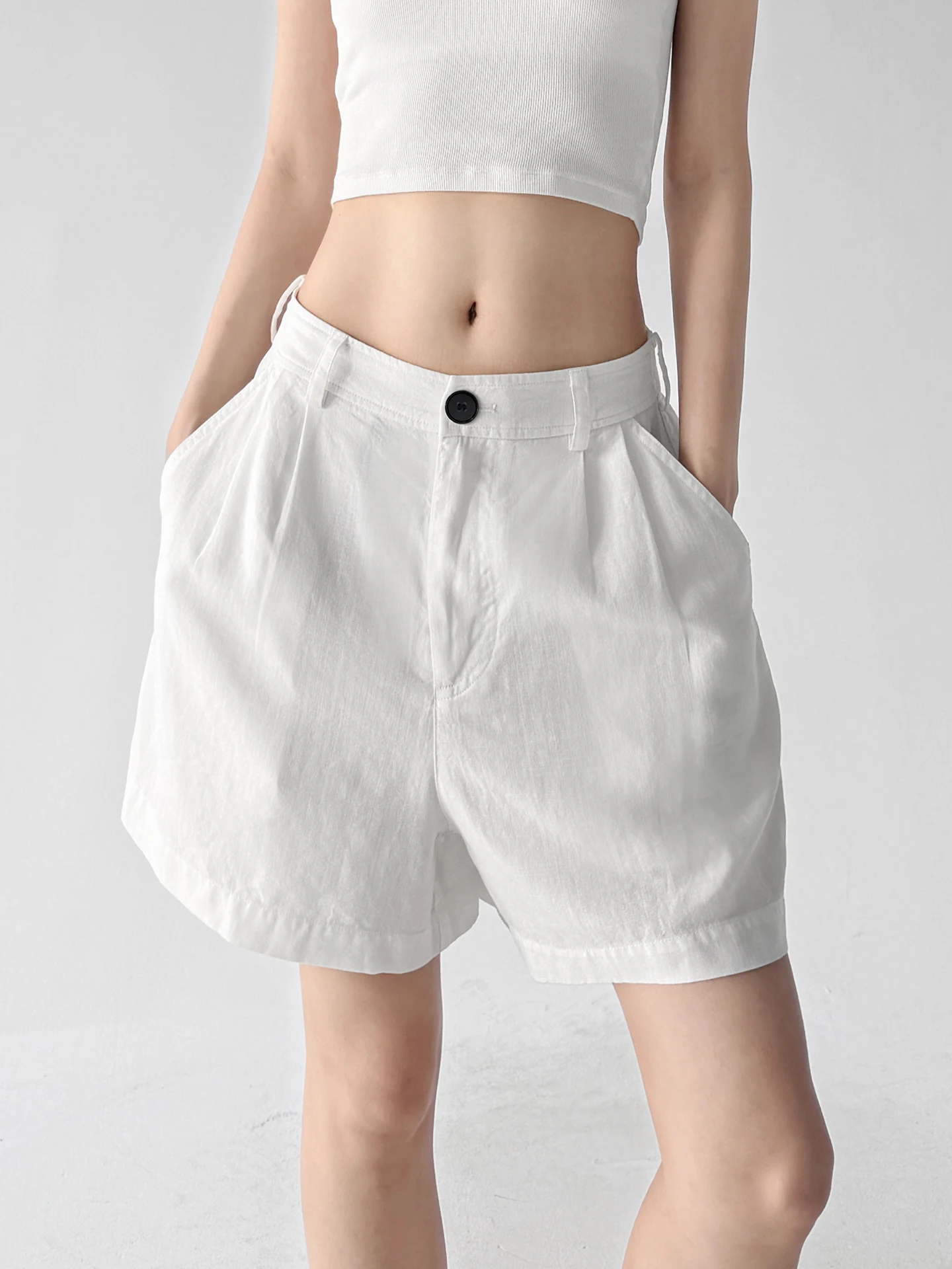 White Linen Shorts Women's Loose Casual Summer New Style A-Line Wide Leg Pants Slimming High Waist Commute Style Fashion