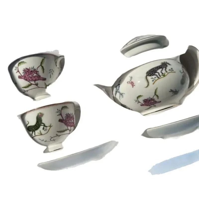Small fresh and anti-scalding Kung Fu set ceramic household girl heart simple grip teapot teacup with handle whole set