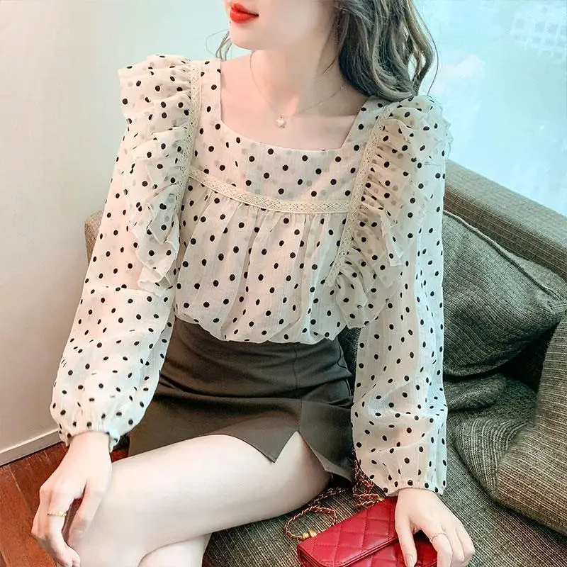 

Square Collar Chiffon Shirt Women's Polka Dots Fashionable Ruffle Edge