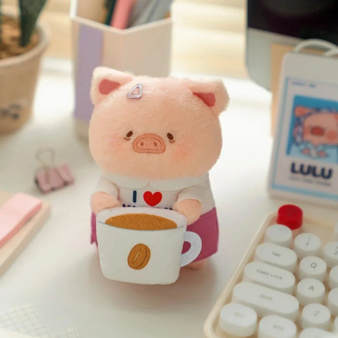 

LuLu The Piggy My Workplace Partners Blind Box Mystery Toys Working Piggy Dolls Thief Model Gifts Cute Bag Pendant Collection