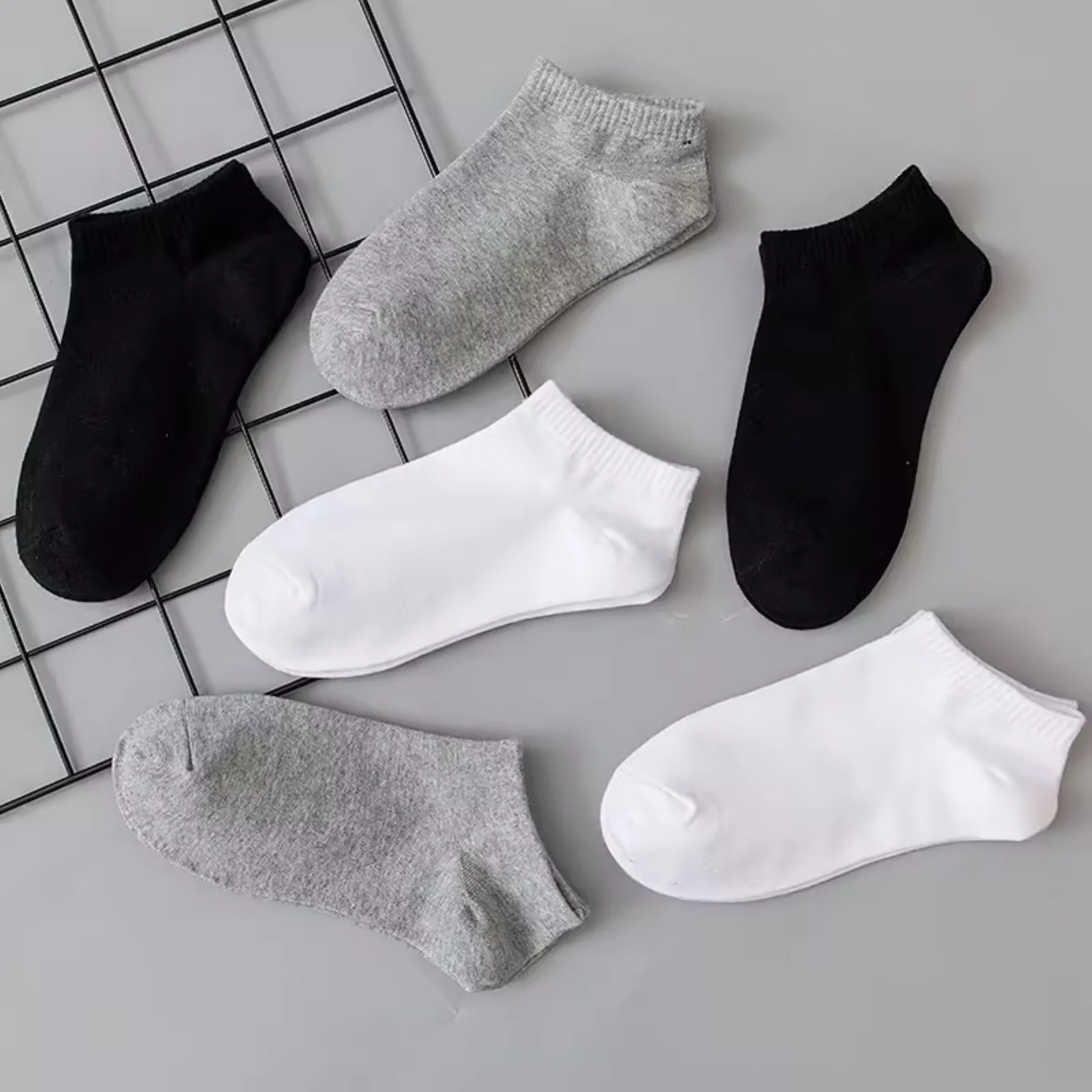 Free Shipping Kit 12 Pair Comfortable Cotton Short Socks For Men