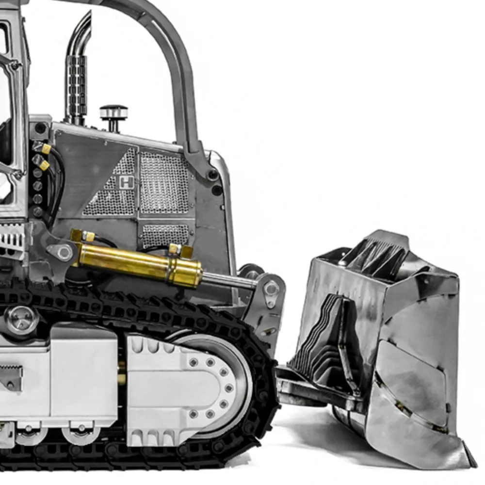 

Игрушка LESU 1/14 Aoue-850K RC Металлическая модель гидравлического бульдозера Черные гусеницы Строительный удаленный грузовик Опрыскиватель Свет Звуковая система Наборы