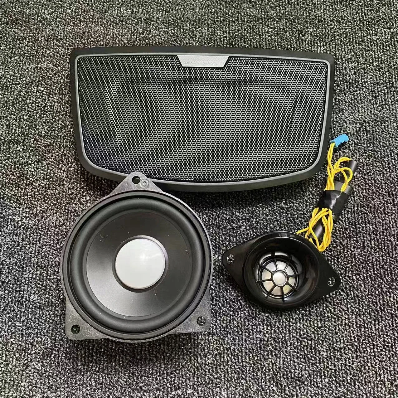 Dashboard Loudspeaker Midrange Speakers with Tweeter For Bmw F30 F31 F32 F34 3GT 3 4 Series Car Center Console Speaker Cover Kit