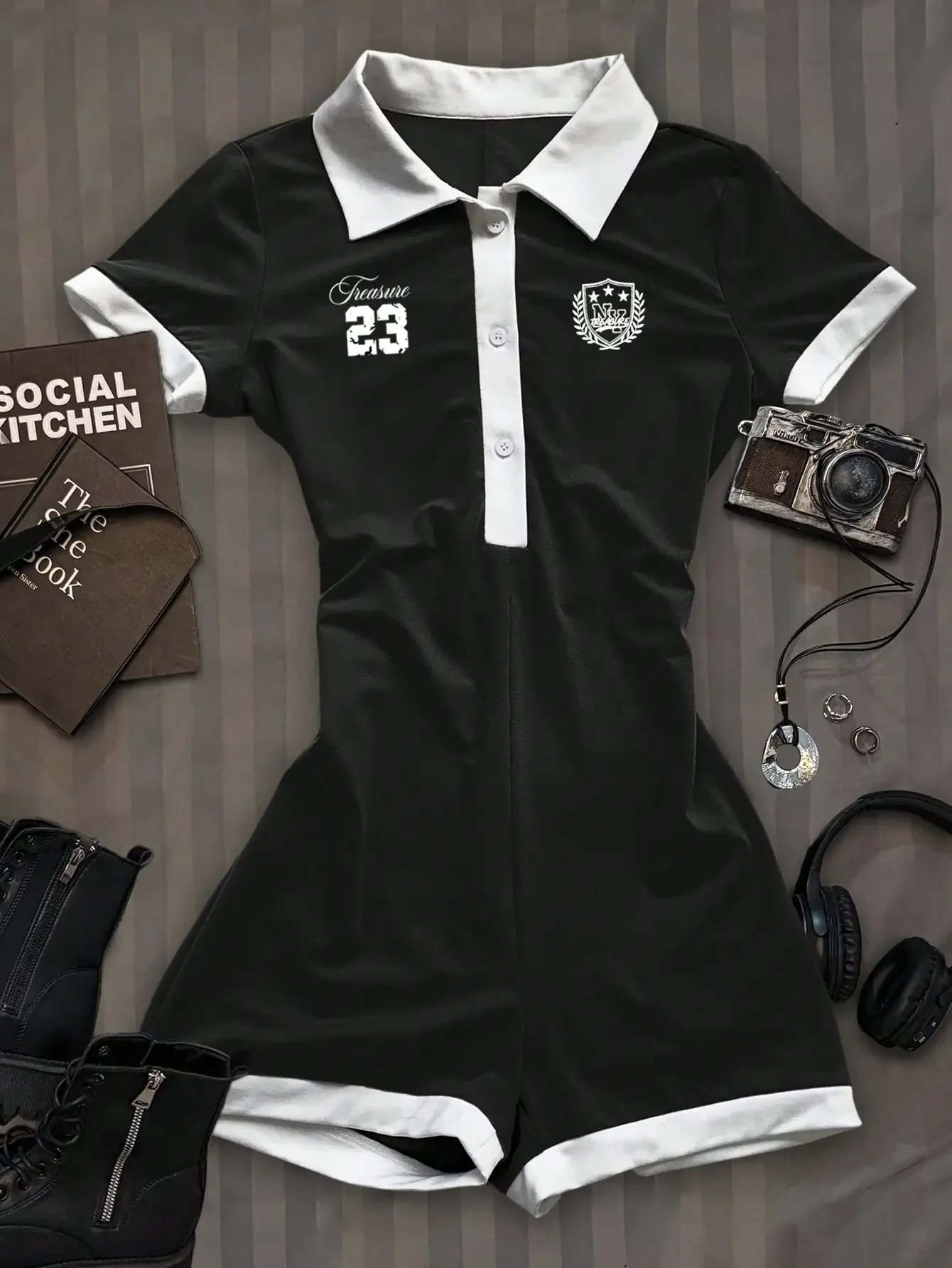 Casual and simple lapel women's jumpsuit, sleeveless, elegant and sexy lapel waist-hugging short jumpsuit