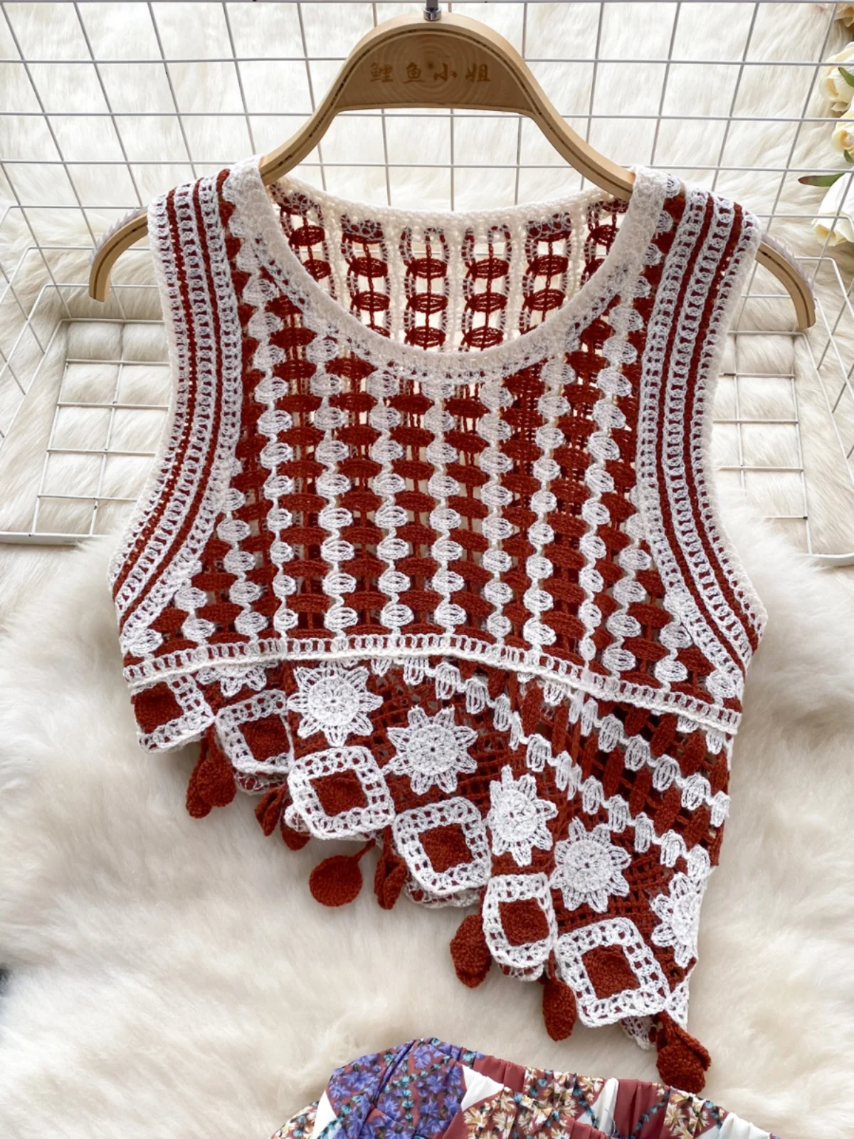 Bohemian Vacation Style Two-Piece Set Short Knitted Top Versatile Retro Diamond Pattern Wide Leg Pants Fashionable Ensemble