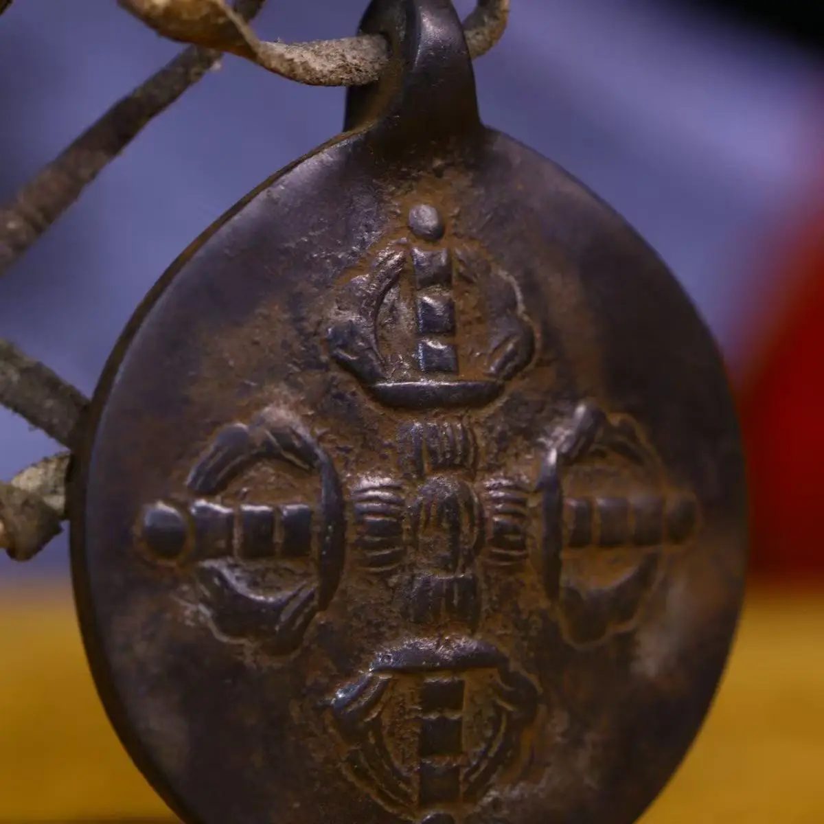 Rare old Qing Dynasty Tibet Buddhism copper Vajra-pestle Protective Talisman Charts Amulet pendant