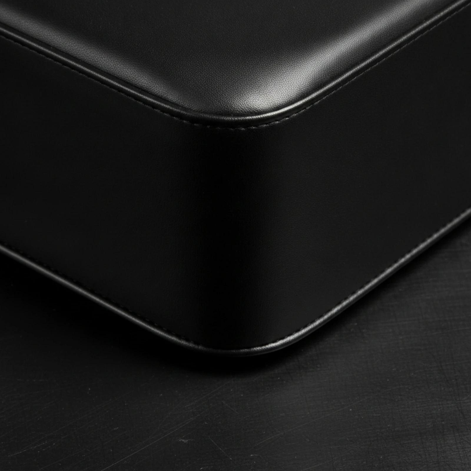 Hairdressing Booster Cushion Thick Padded Barber Chair Booster Cushion Comfortable Water-Resistant for Children, Hair Salons