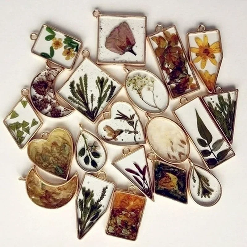 10 Pcs/Set Geometric Metal Pendant Frame Set DIY Pendant Making Epoxy UV Crystal Mold for Jewelry Necklaces