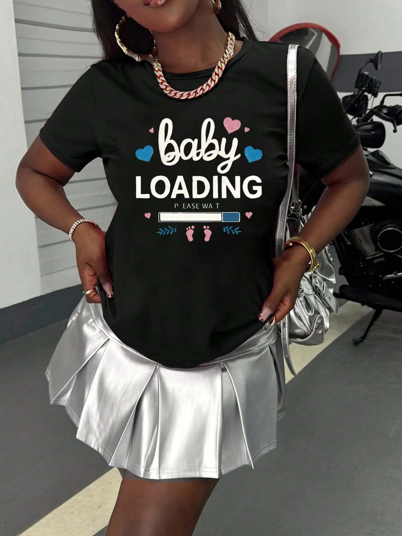 

Plus Size Baby Loading Graphic Tee Embracing Sweet Anticipation And Trendy Charm