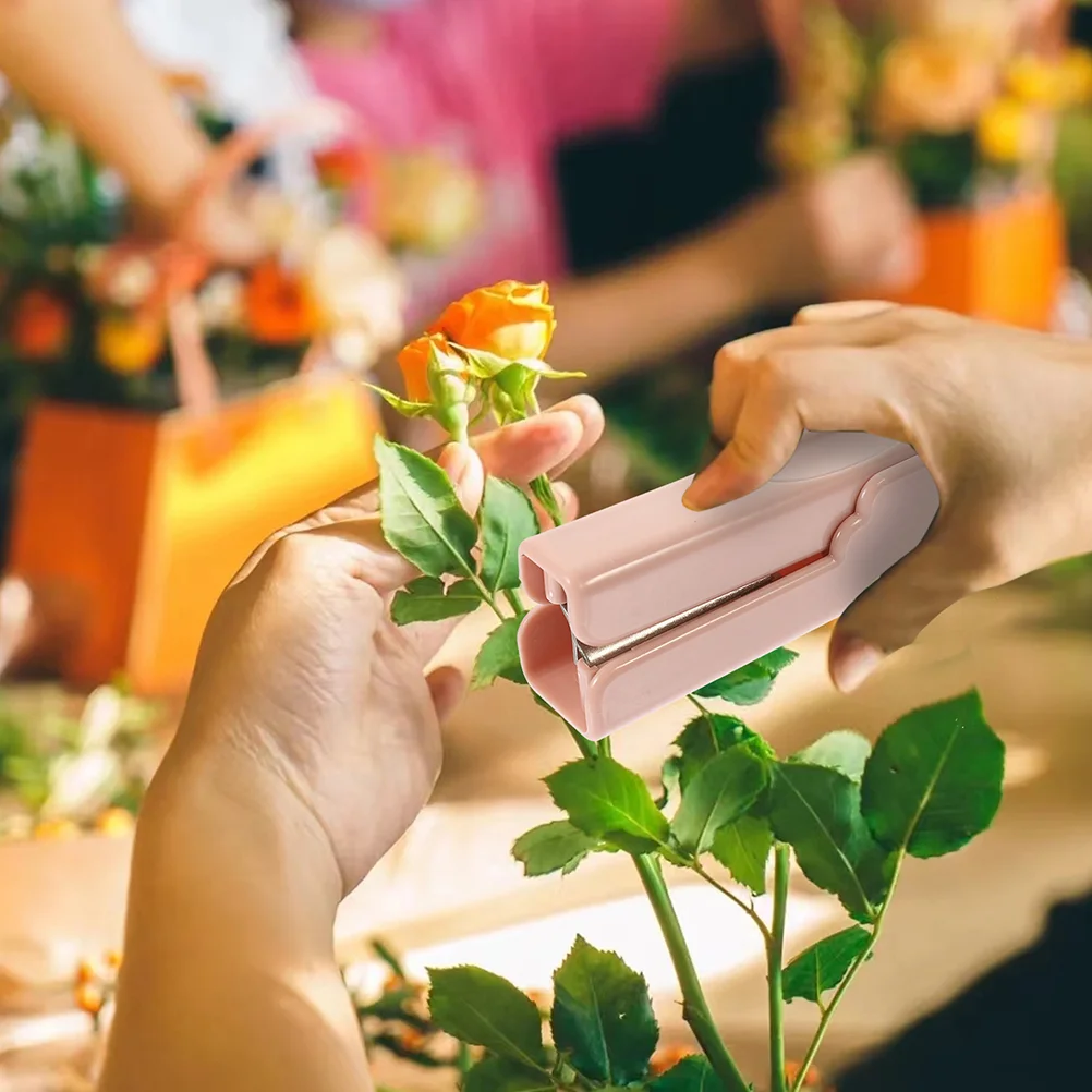 2 Pcs Plant Rose Flower Pliers Lightbulb on Shade Metal Removing Thorns from Roses