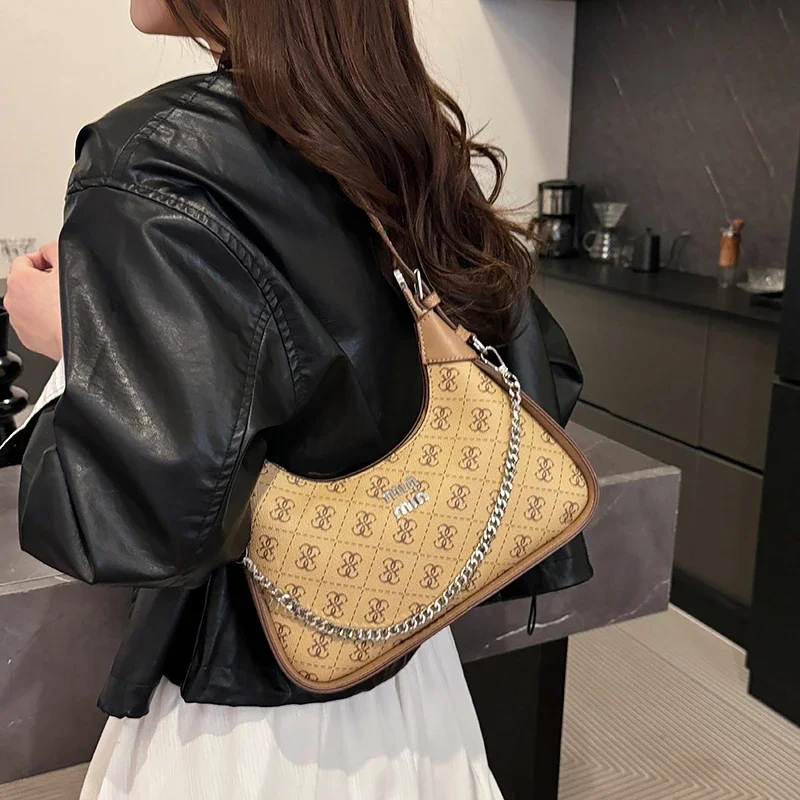 

Famous Designer Style Messenger Bag Women Genuine Leather Crossbody Handbag Practical Elegant Daily Companion Bag
