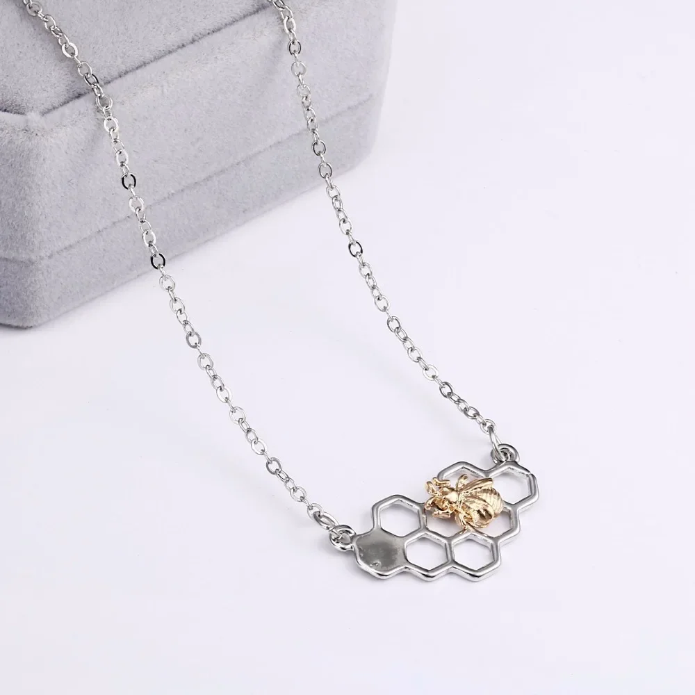 Charm Fashion Silver Color Necklaces For Women Girl Heart Honeycomb Bee Animal Pendant Choker Necklace Jewelry Party Gifts 2024 view 4