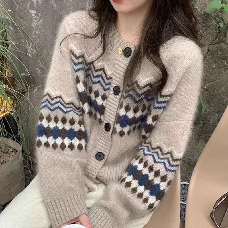 

Cardigan Sweater Coat Women Knit Jacquard Spring and Autumn Casual Lazy Style Fashion Versatile Top New Cotton Knit Sweater