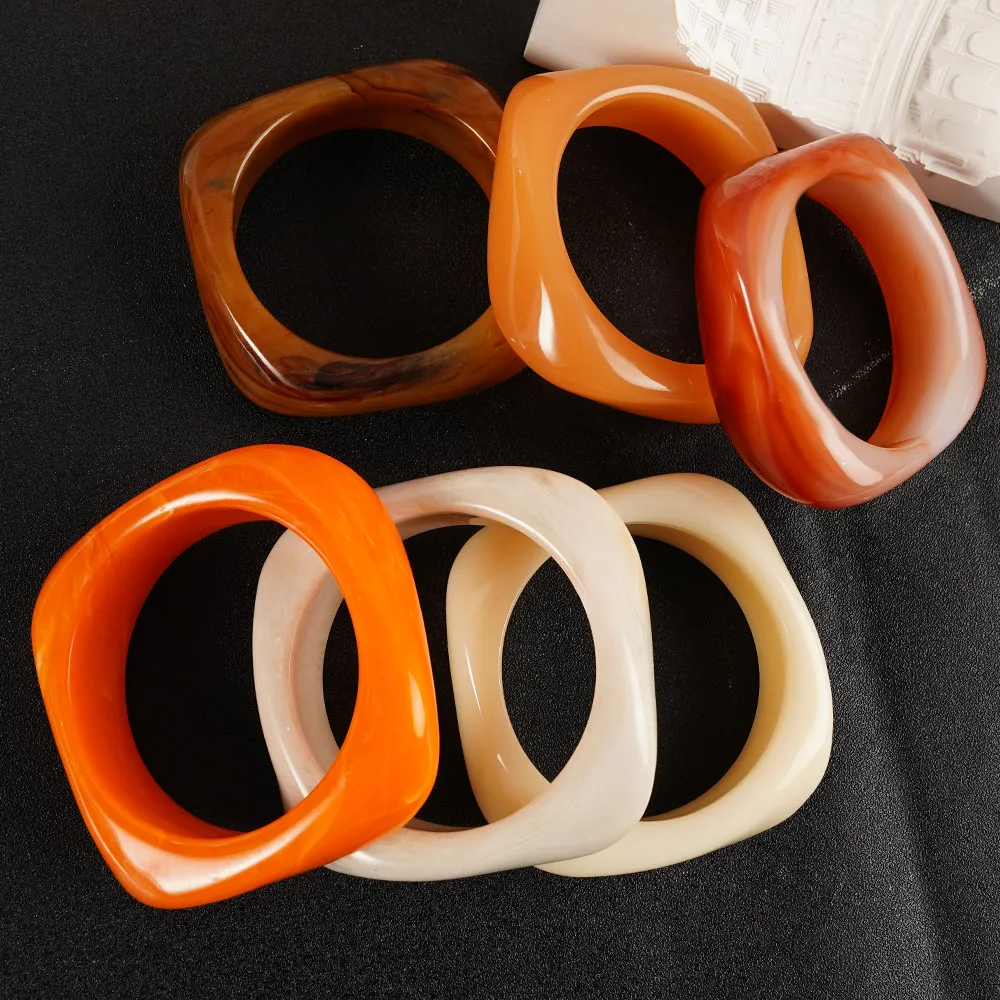

Vintage Resin Colorful Bracelet Irregular Wide Bangles Geometric Acrylic Bracelets For Women Gift Jewelry ﻿coquette Accessories
