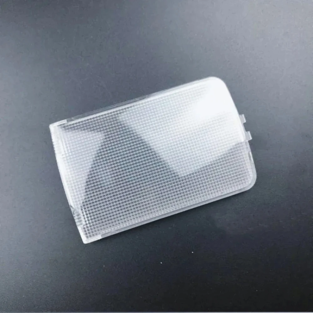 AC-For NISSAN 2005-2010 TIIDA LIVINA GENISS Indoor Dome Light Lamp Cover Rear Reading Light Cover Lampshade lamp housing Auto