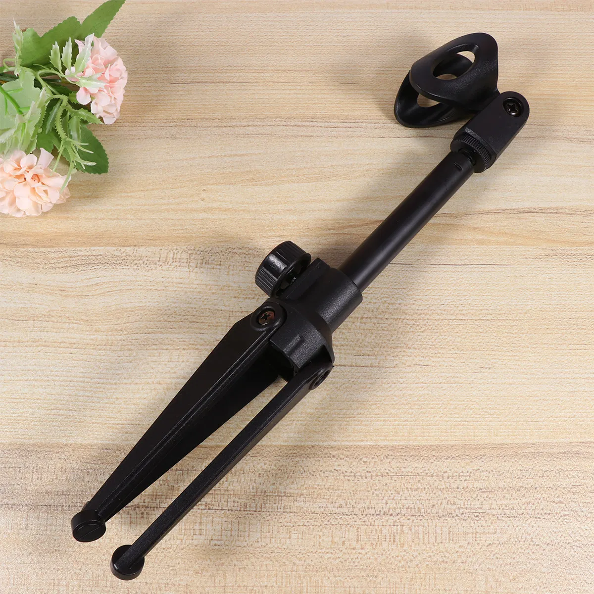 Triangle Desktop Microphone Stand Adjustable Height Lightweight Metal Plastic Mic Holder for Online Meeting Singing Recording