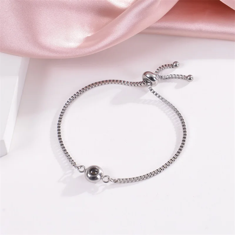 Personalisiertes Foto-Armband mit Bild im Inneren, 100 Sprachen 'Ich Liebe Dich' Projektions-Armband aus Edelstahl – Detail 6