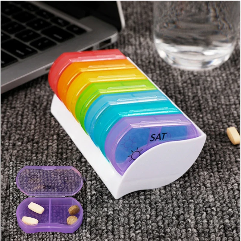 7-in-1 regenboogkleur plastic wekelijkse pillendoos reizen draagbaar 7 individuele dozen 2 slots dag nacht tweeërlei gebruik medicijnopbergdoos