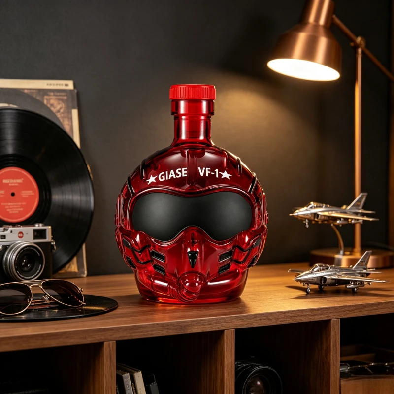 Carafe à whisky en forme de casque de pilote de chasse Top Gun, bouteille de liqueur en verre rouge, décoration de bar créative, cadeau de collection