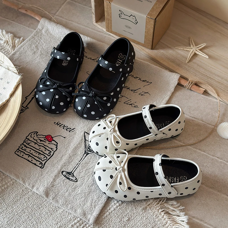 Girls' Spring and Autumn flats Shoes 2026 Middle aged Children's Baby Soft soled Performance Shoes Children's Princess Shoes