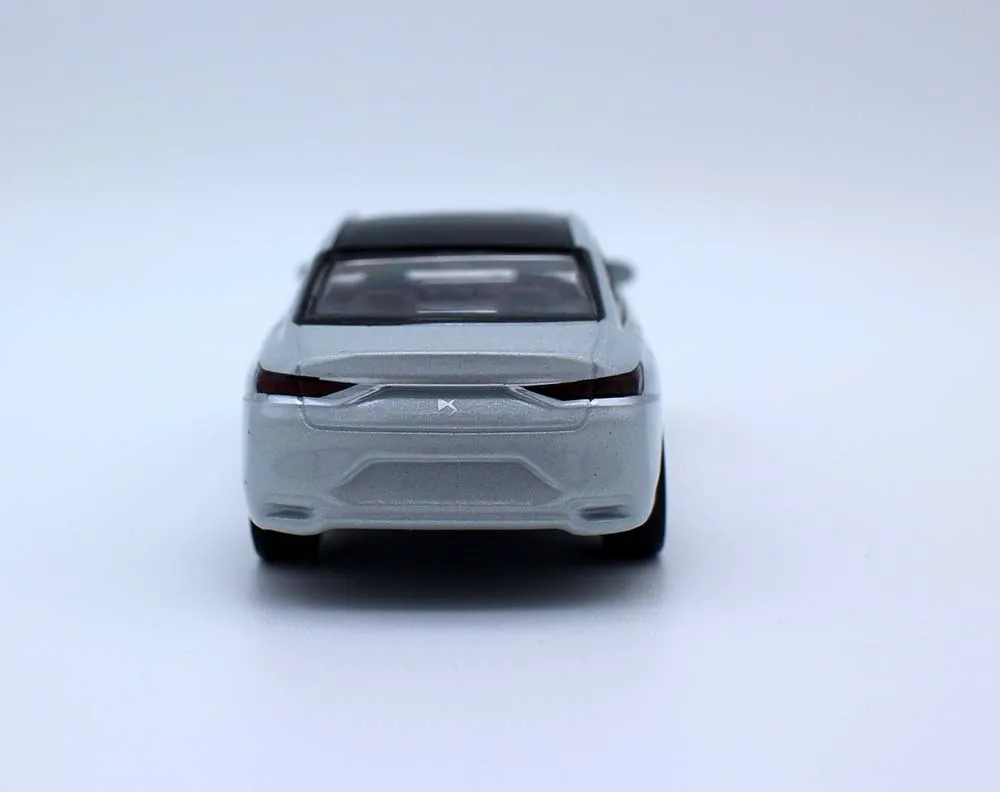 NorRevv-coches de juguete de aleación fundida a presión, escala 1/64, DS 9, 3 pulgadas, para regalo de colección, novedad