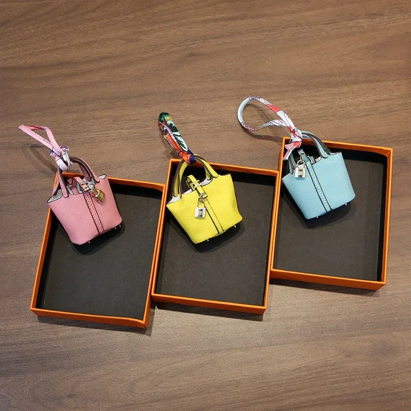 Mini Basket Bag Pendant High end Leather Car Keychain Pendant Cute Creative Earphone Bag