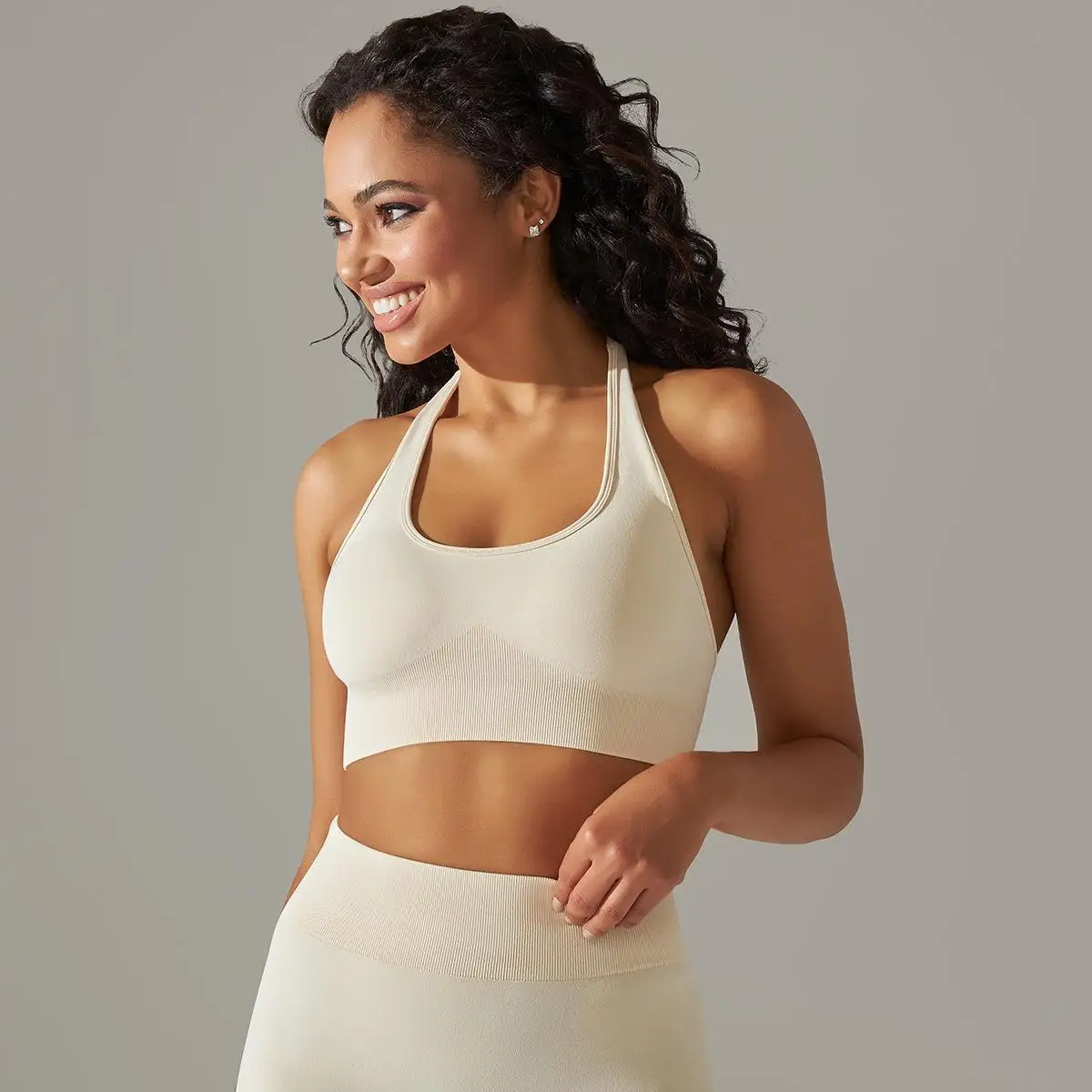 Sports Seamless Knitted Strap Hanging neck Bra Women Yoga Bra Running Fitness Top Yoga Underwear Sexy Women Gym Workout Crop Top